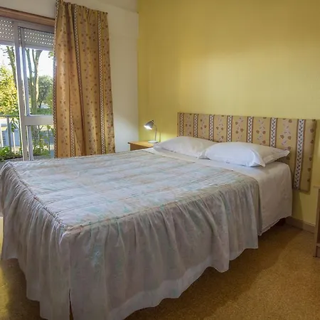 Pereira Guesthouse Cecilia Inn