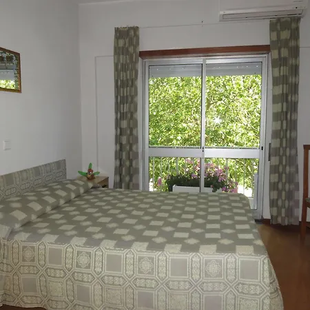 Guest house Pereira Guesthouse Cecilia Inn *