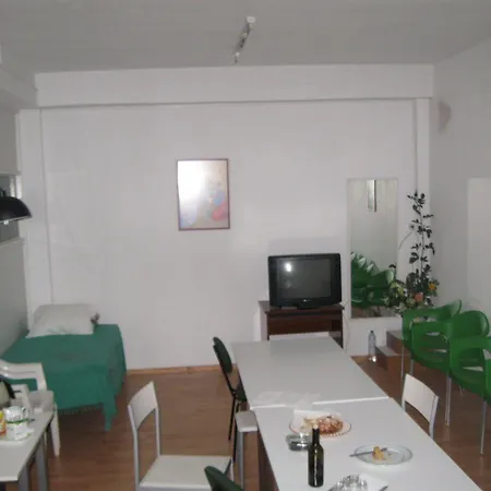 Guest house Pereira Guesthouse Cecilia Inn
